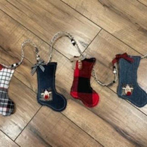 Garland. New. Hand Crafted Christmas Stocking Garland. - Picture 1 of 5